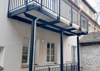 Hochwertige Edelstahl-Balkongeländer –maßgeschneidert für Ihr Zuhause von Metallbau Schröder in Thalmässing.