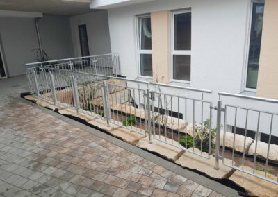 Individuelle Metallzäune für jeden Garten – hergestellt von Metallbau Schröder in Thalmässing.